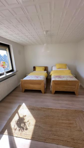 Ferienwohnung - Monteurzimmer am Aartalssee Bischoffen